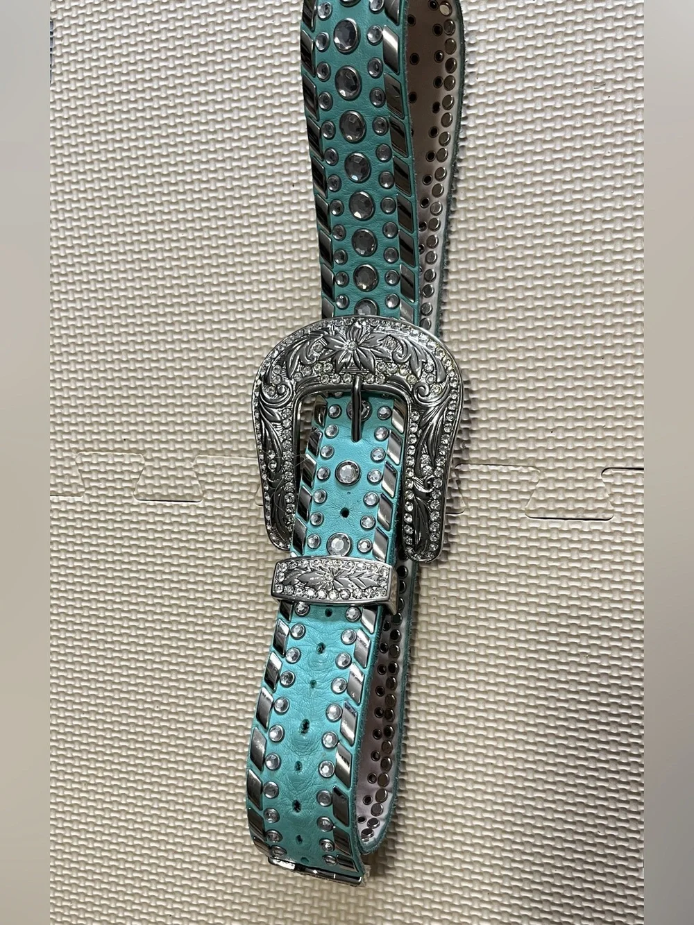 Leather turquoise belt sz medium