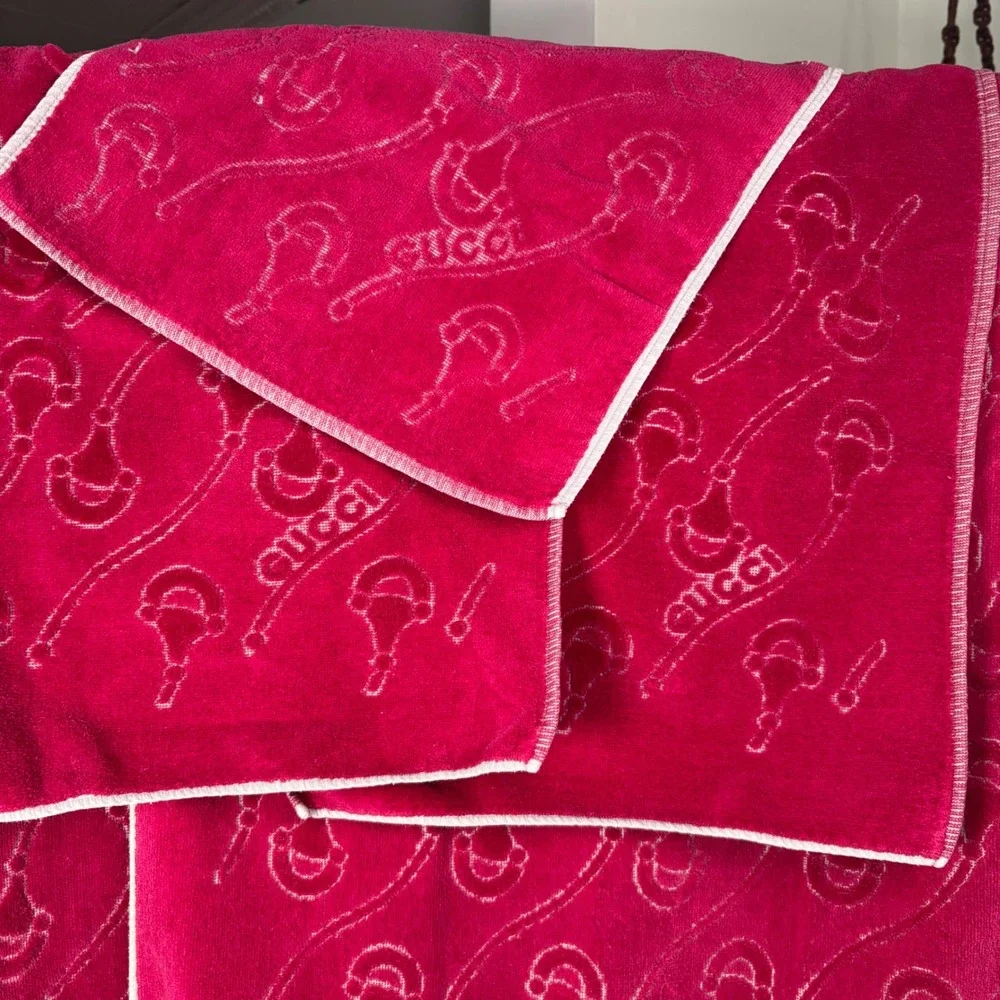 Vintage Gucci‎ Towel Set 5 Piece Burgundy Cotton Horsebit Stirrup Monogram Auth