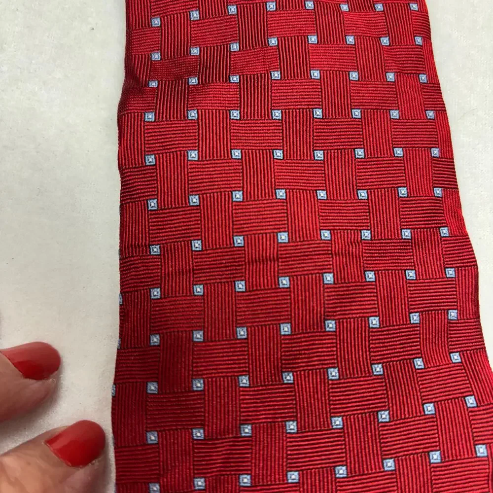 Classic Brooks Brothers Silk‎ Necktie - Excellent Condition!
