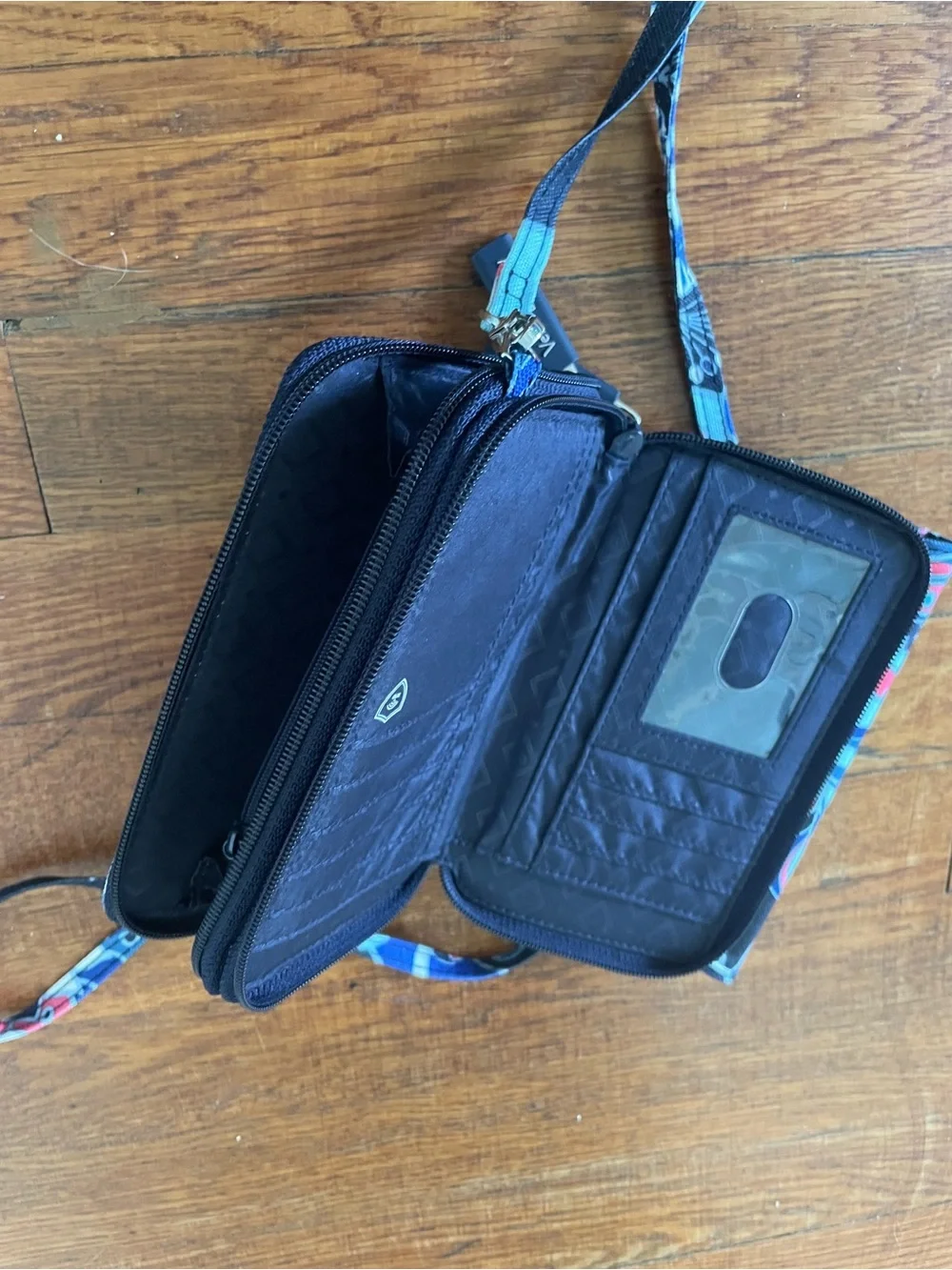 Vera Bradley crossbody bag