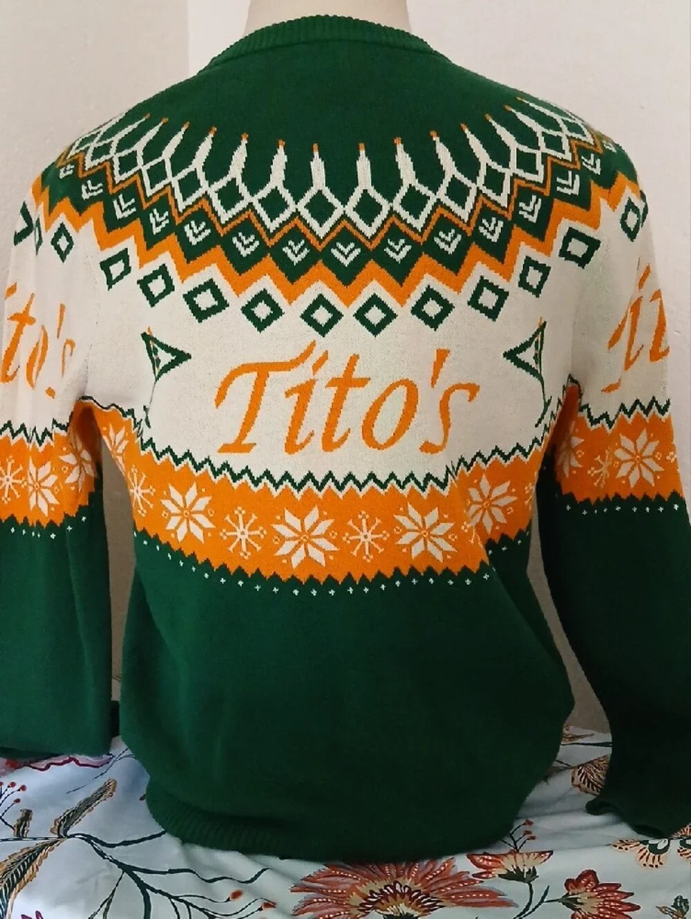 Titos festive knit