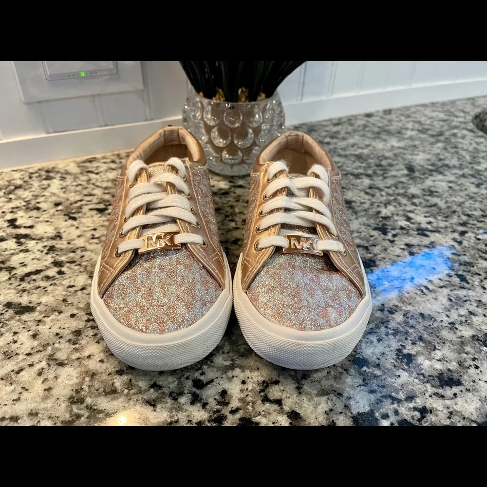 Michael Kors size 13