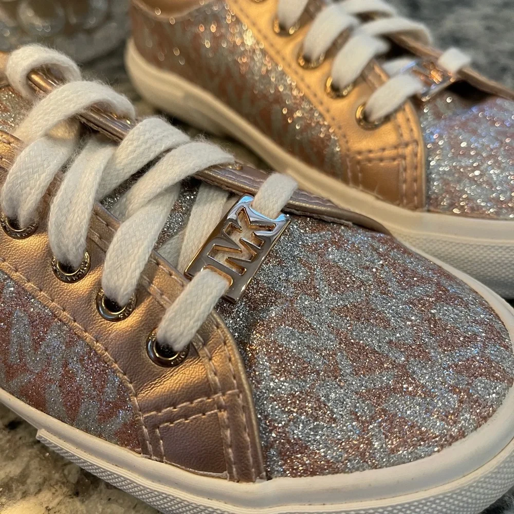 Michael Kors size 13