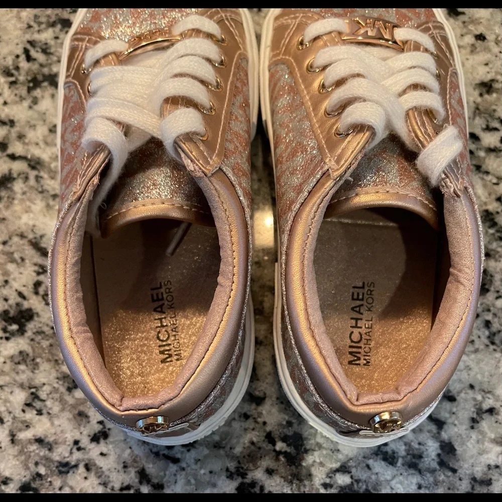 Michael Kors size 13