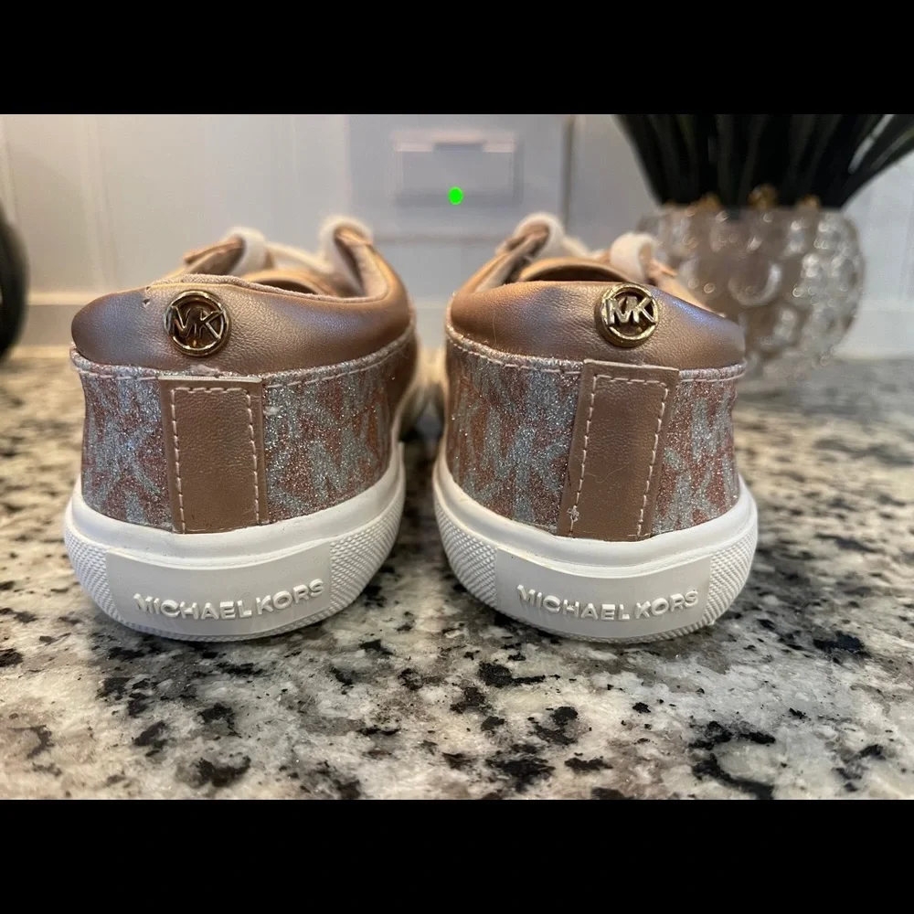 Michael Kors size 13