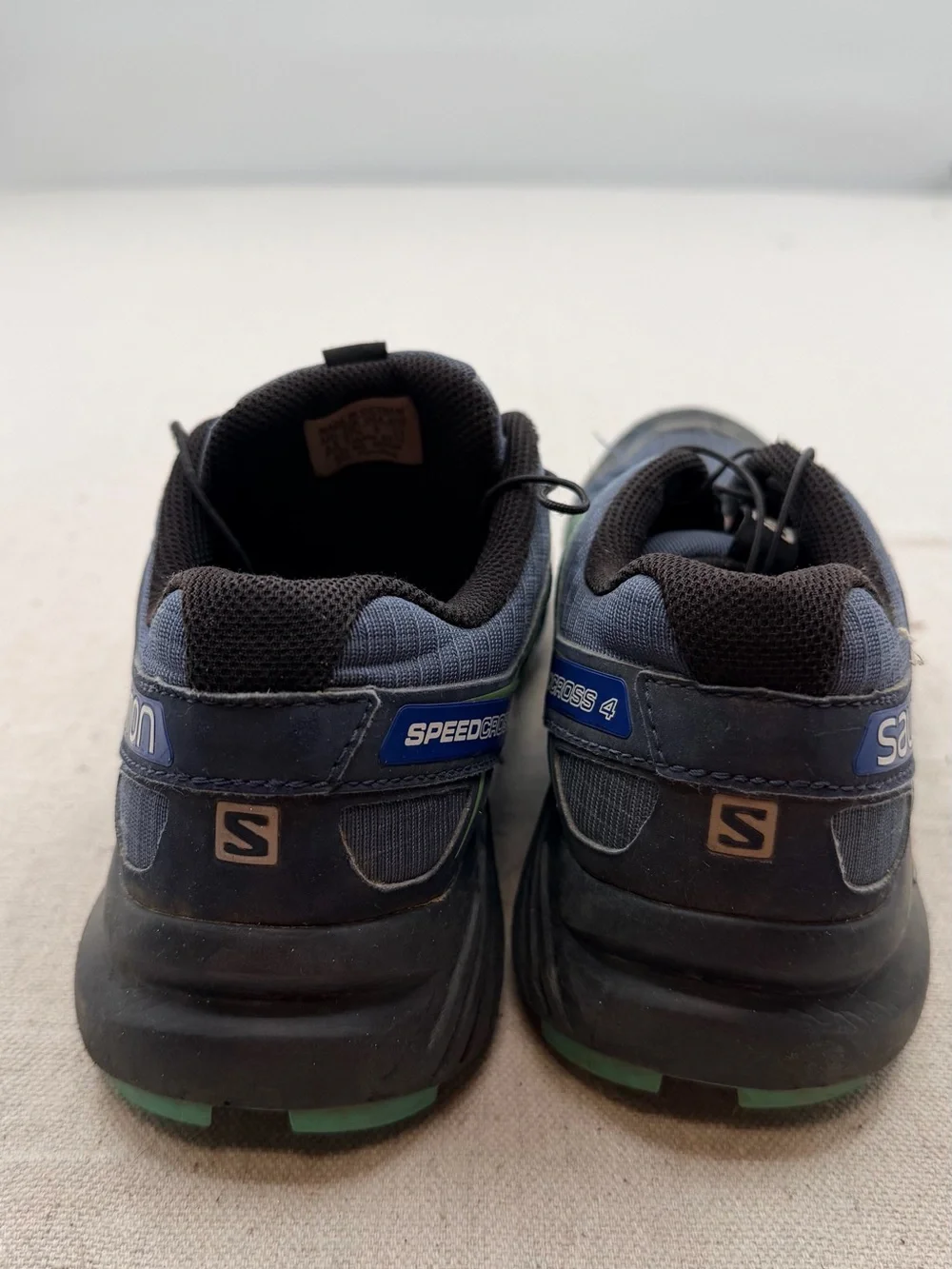 Salomon men trail