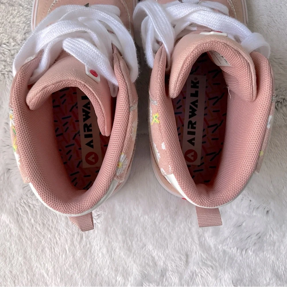 Airwalk free worn