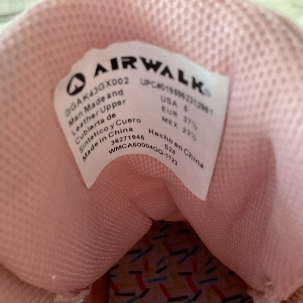 Airwalk home smoke suede