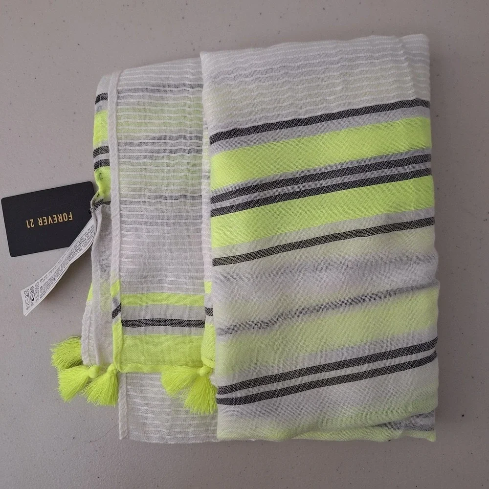 Forever 21 Scarf White Yellow Gray Striped Tassel Trim Lightweight Soft NWT