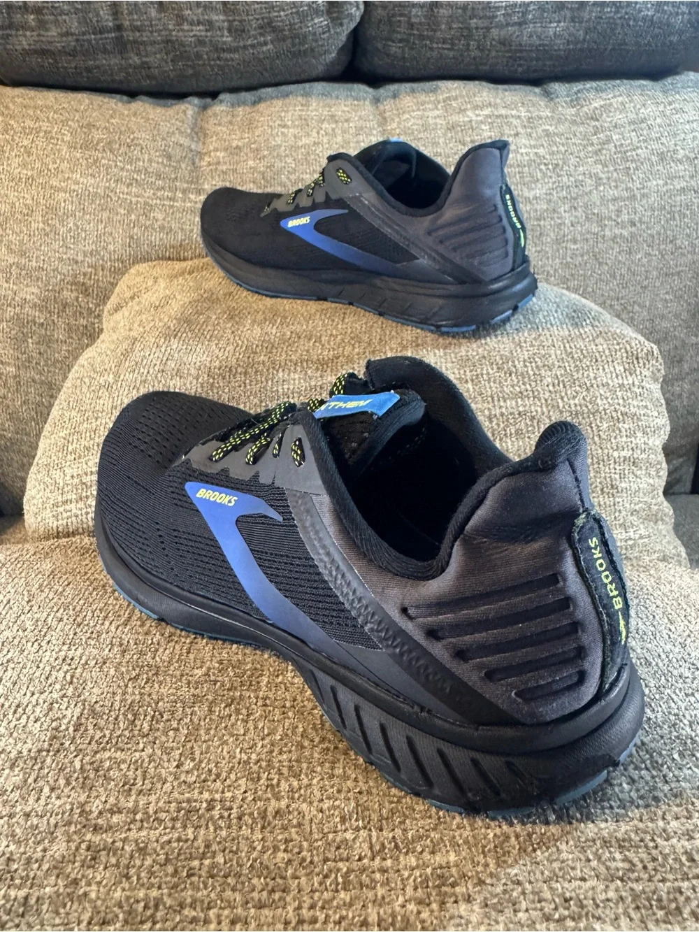 Brooks Anthem 5 Men’s running shoes Black/Ebony/Blue 1103781D064 Size 10.5