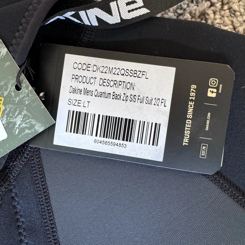 Dakine new tags