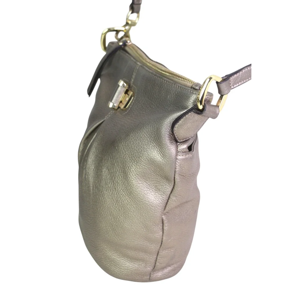 B. Makowsky GOLDEN BEIGE GENUINE LEATHER X-BODY SHOULDER BAG HANDBAG BOHO PURSE