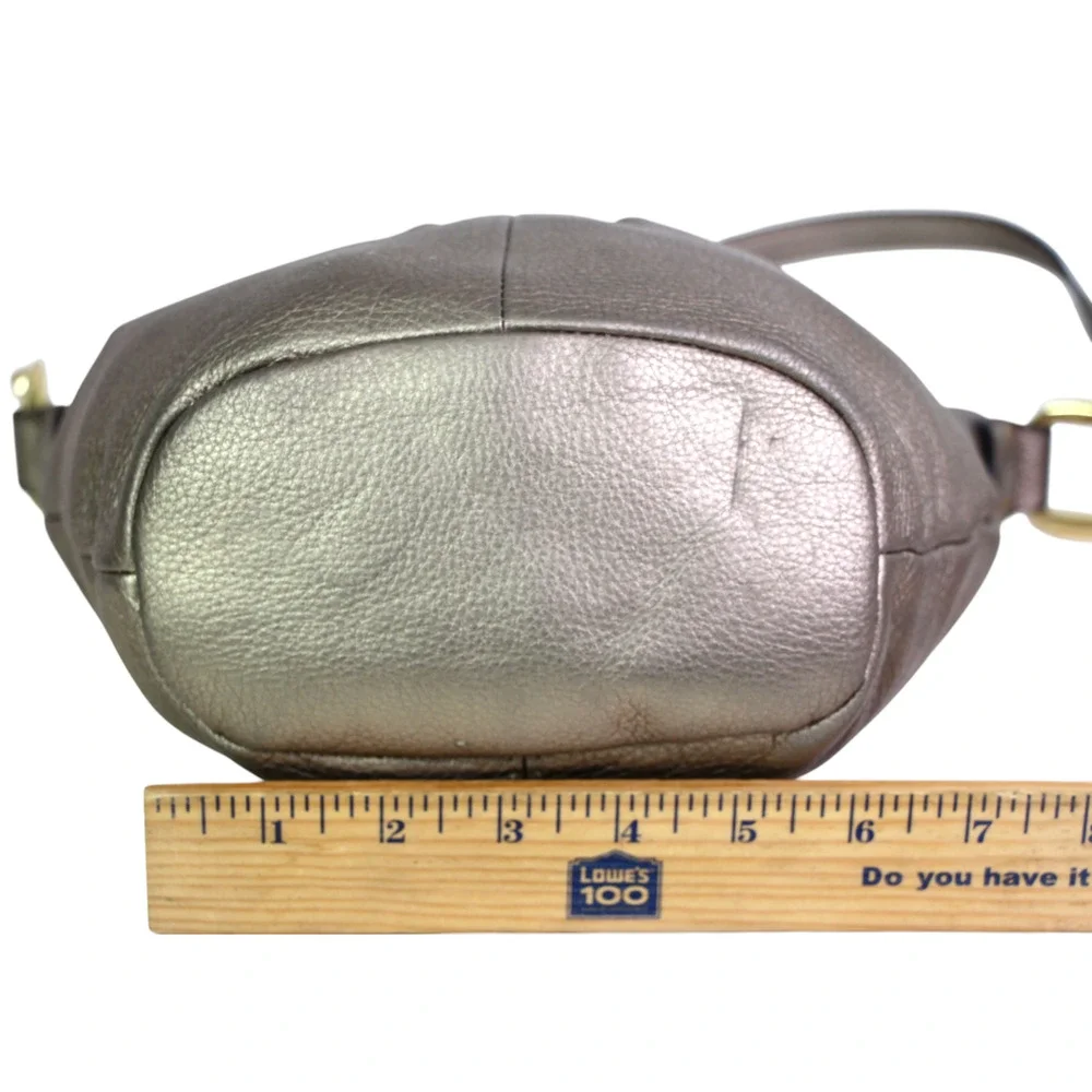 B. Makowsky GOLDEN BEIGE GENUINE LEATHER X-BODY SHOULDER BAG HANDBAG BOHO PURSE