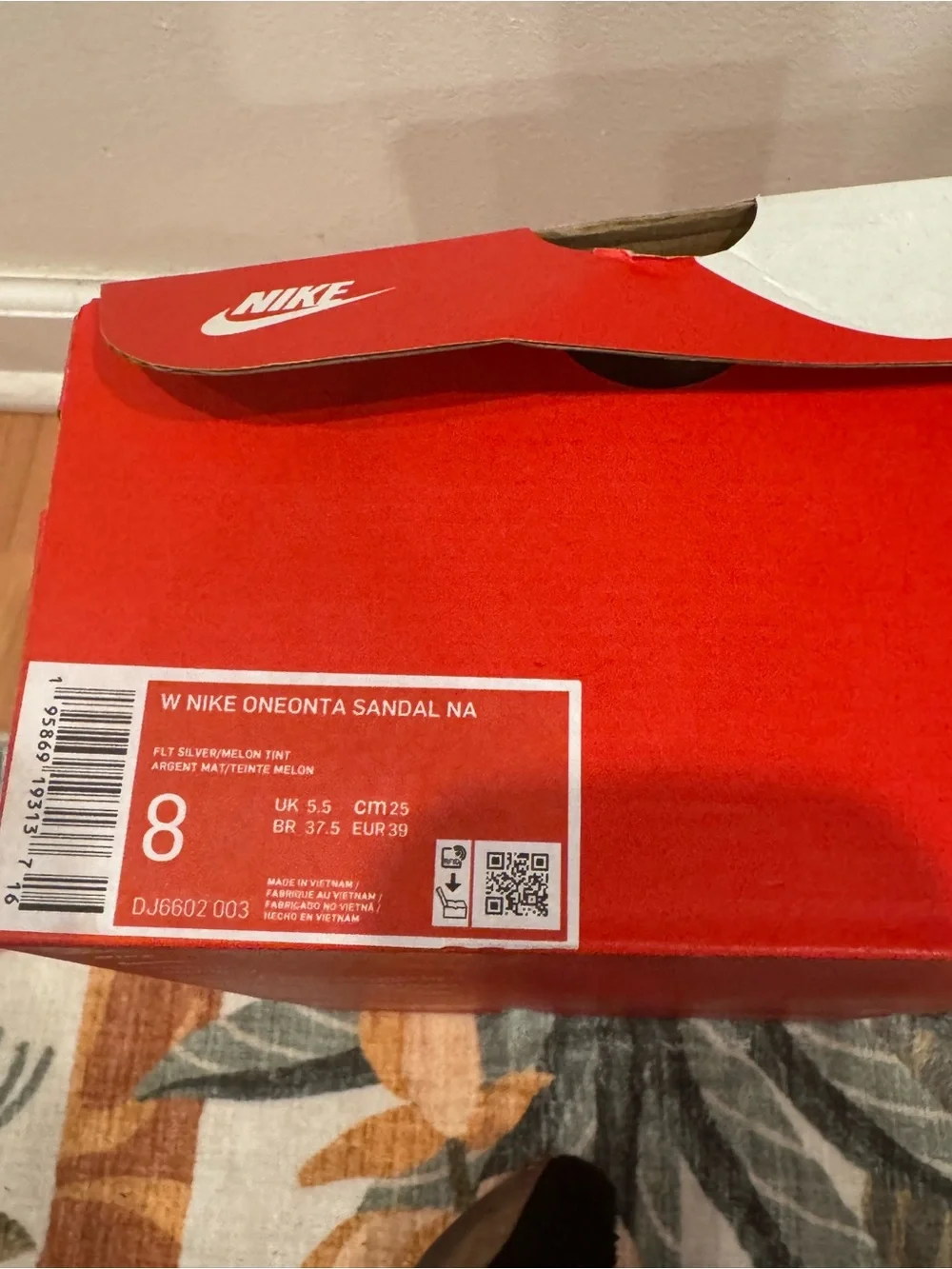 Nike youth sandal