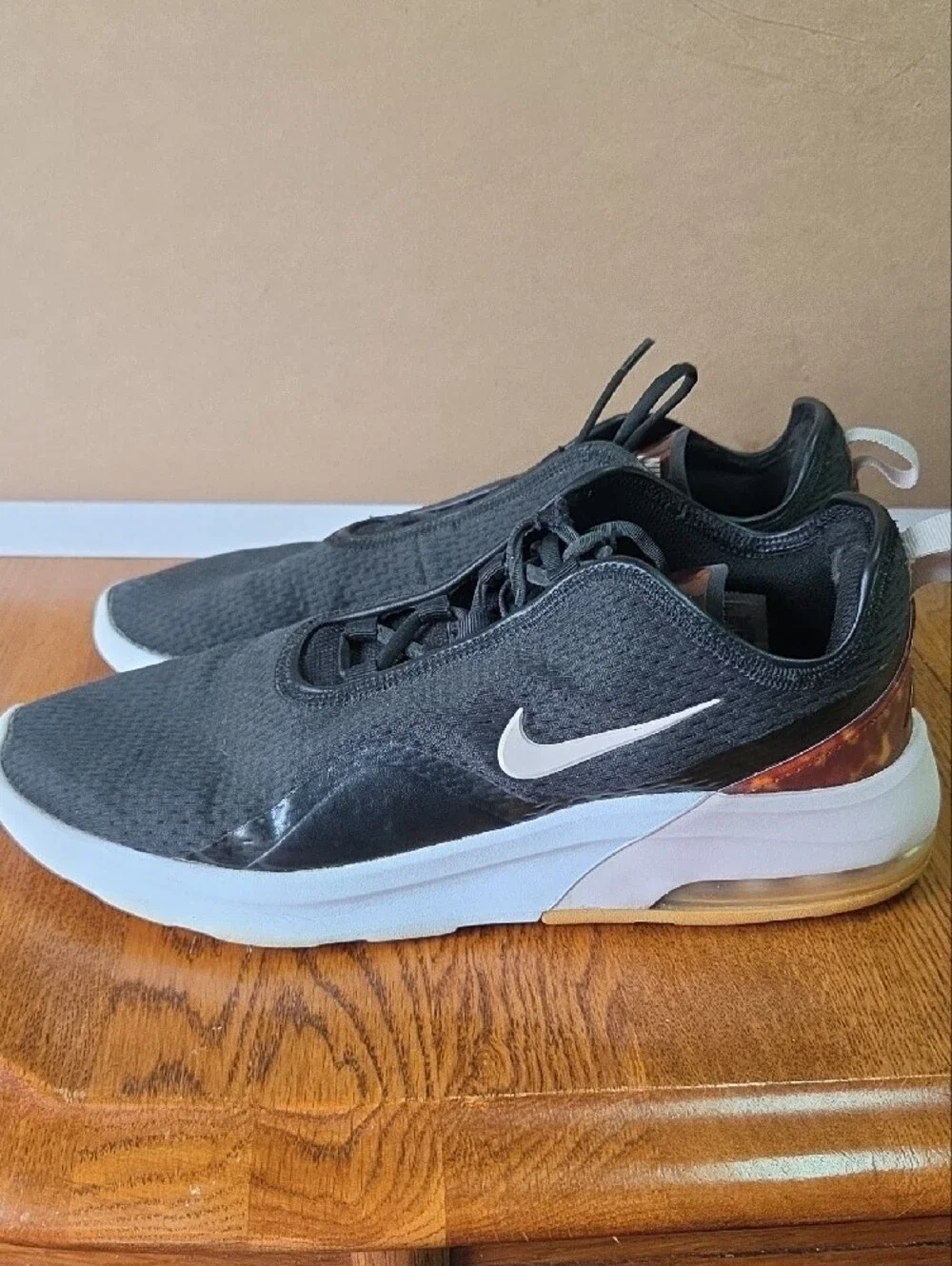 Nike breathable knit