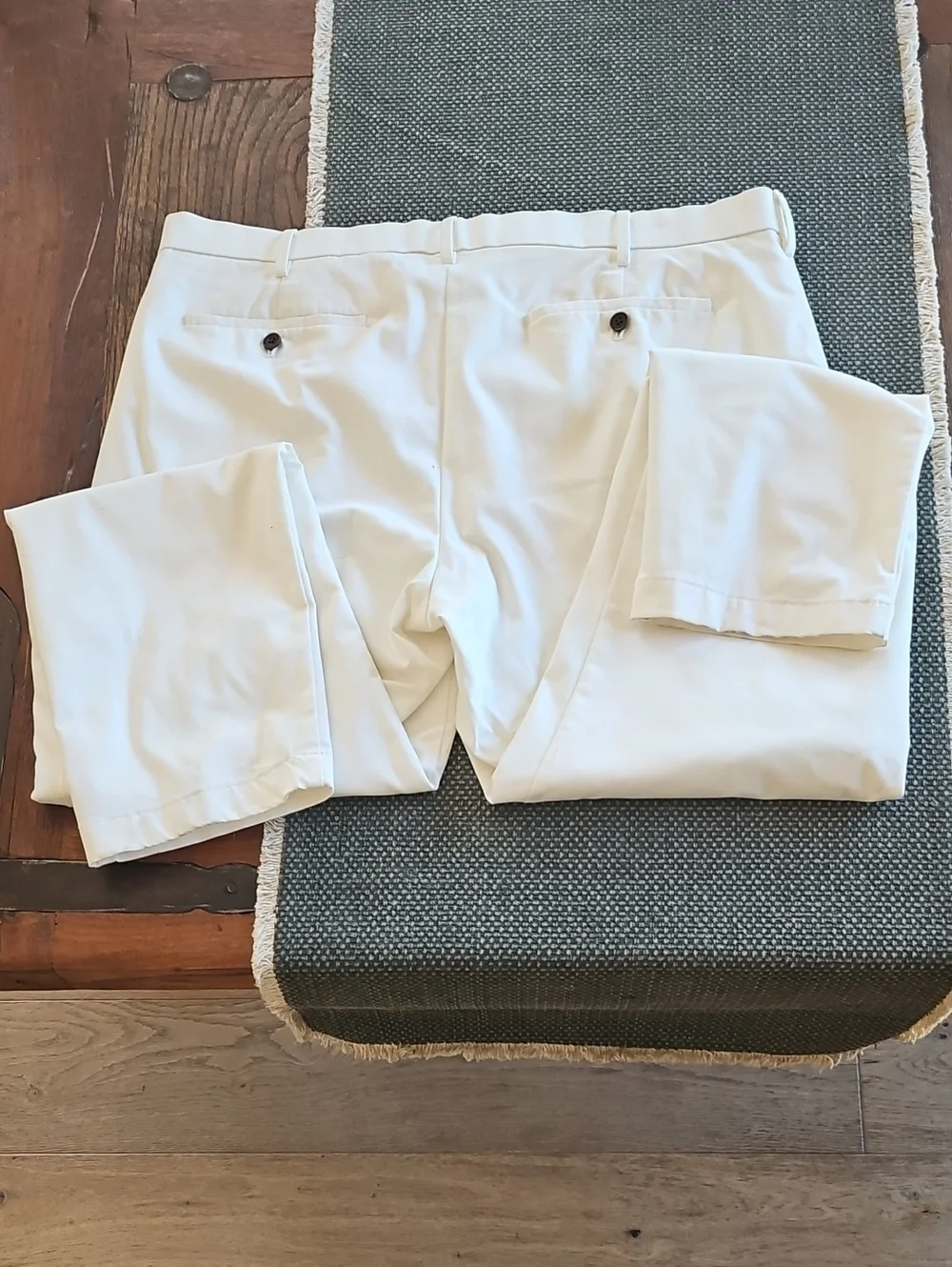 Banana Republic crisp white