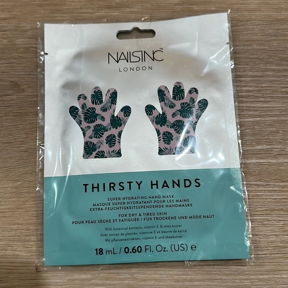 ❤ New Nailsinc Thirsty Hands hand mask​