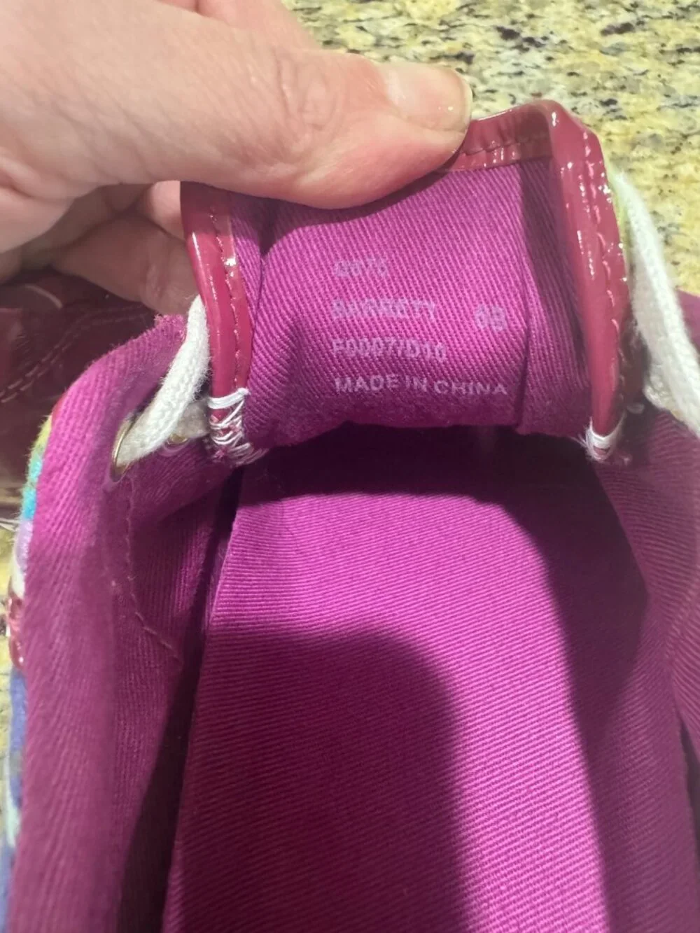 Coach closure soles