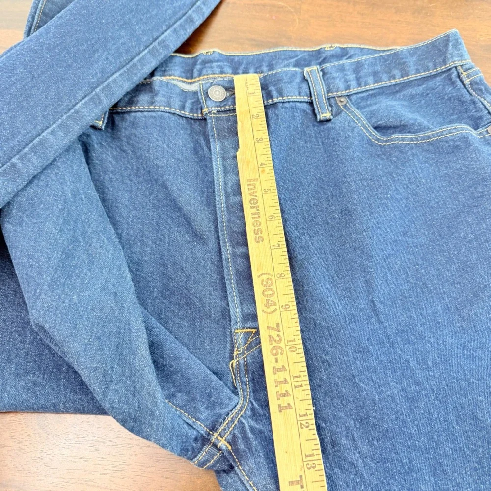 Levis leg any