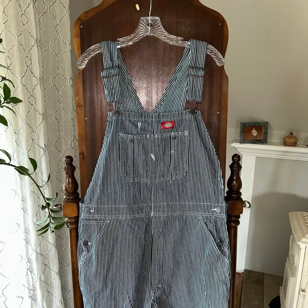Y2K Men's DICKIES Railroad pin stripe Bib Overalls  38x30 white blue