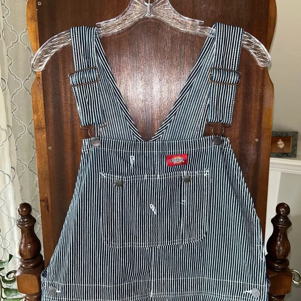 Y2K Men's DICKIES Railroad pin stripe Bib Overalls  38x30 white blue