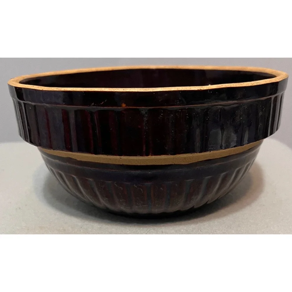 Vintage USA 7 IN Brown Ribbed Stoneware Mixing Bowl Albany Slip Glaze 7.25 Inch