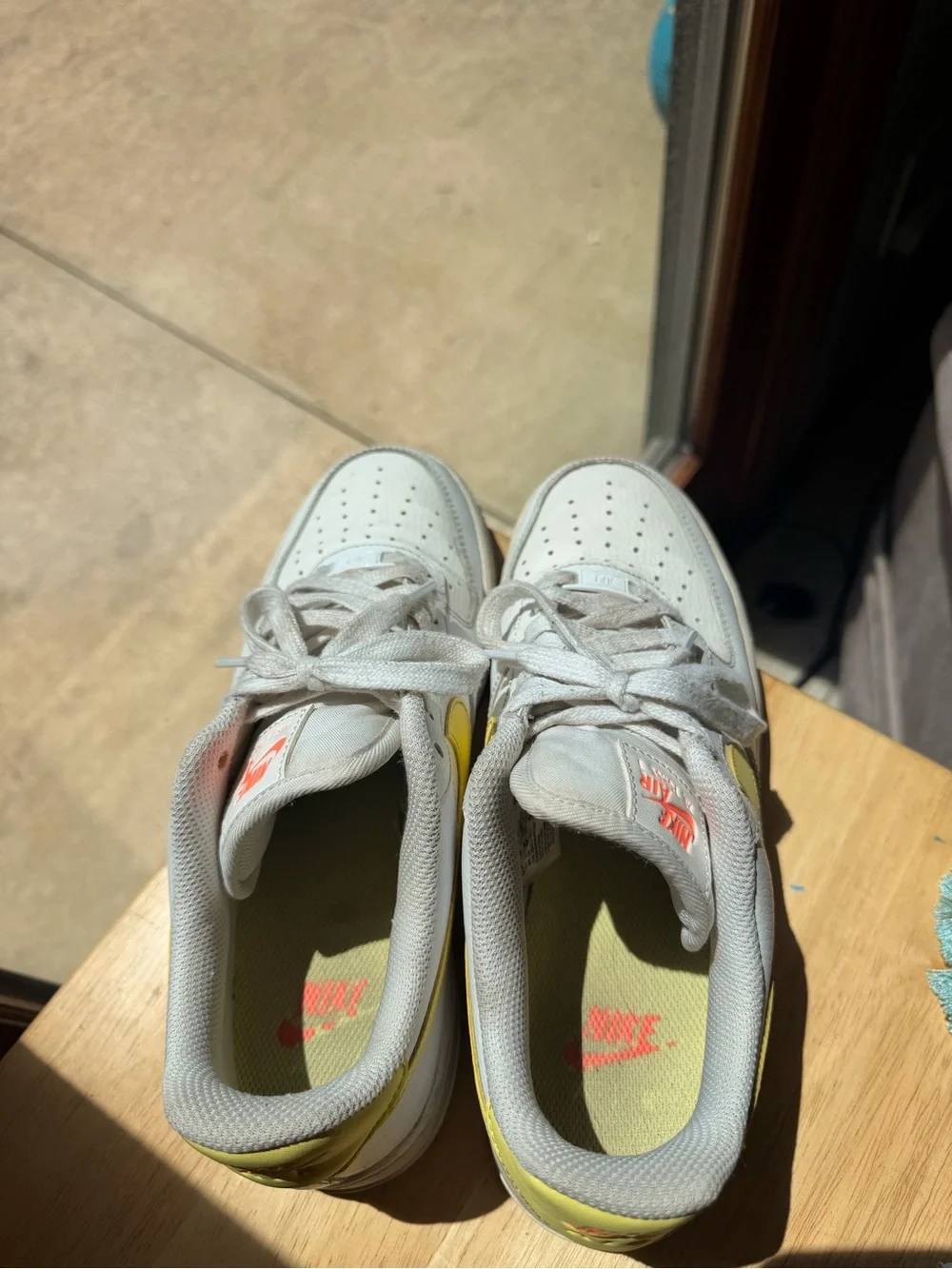 Nike Low-Top Sneakers White with Yellow Swoosh