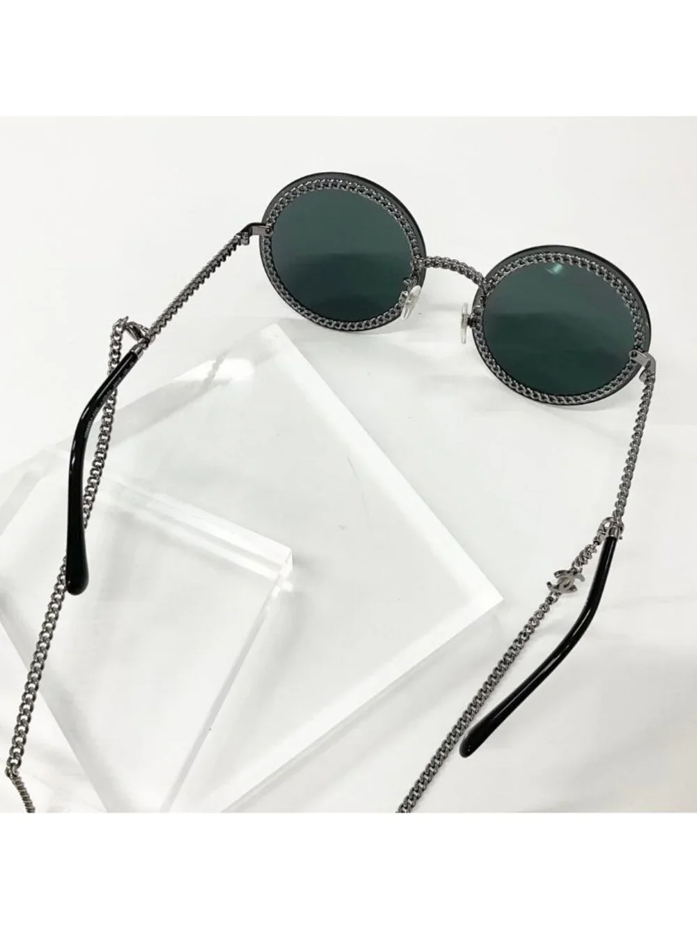 Chanel Sunglasses CC Logo Chain Eyewear Black