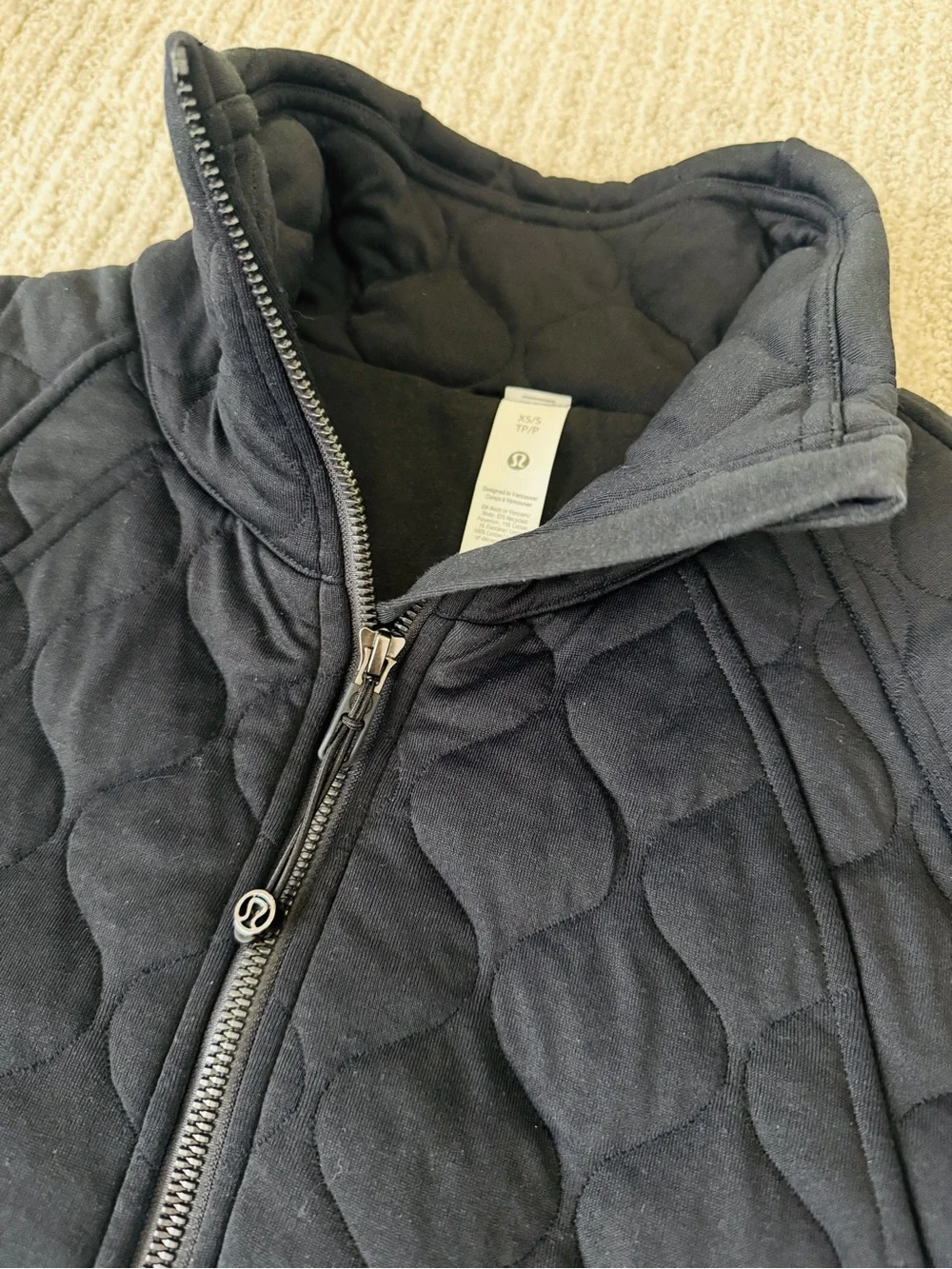 lululemon athletica quilted half