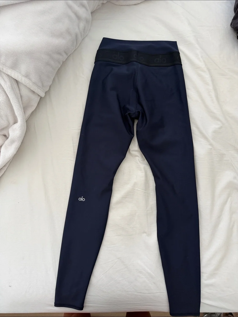 ALO Yoga stretchy kids