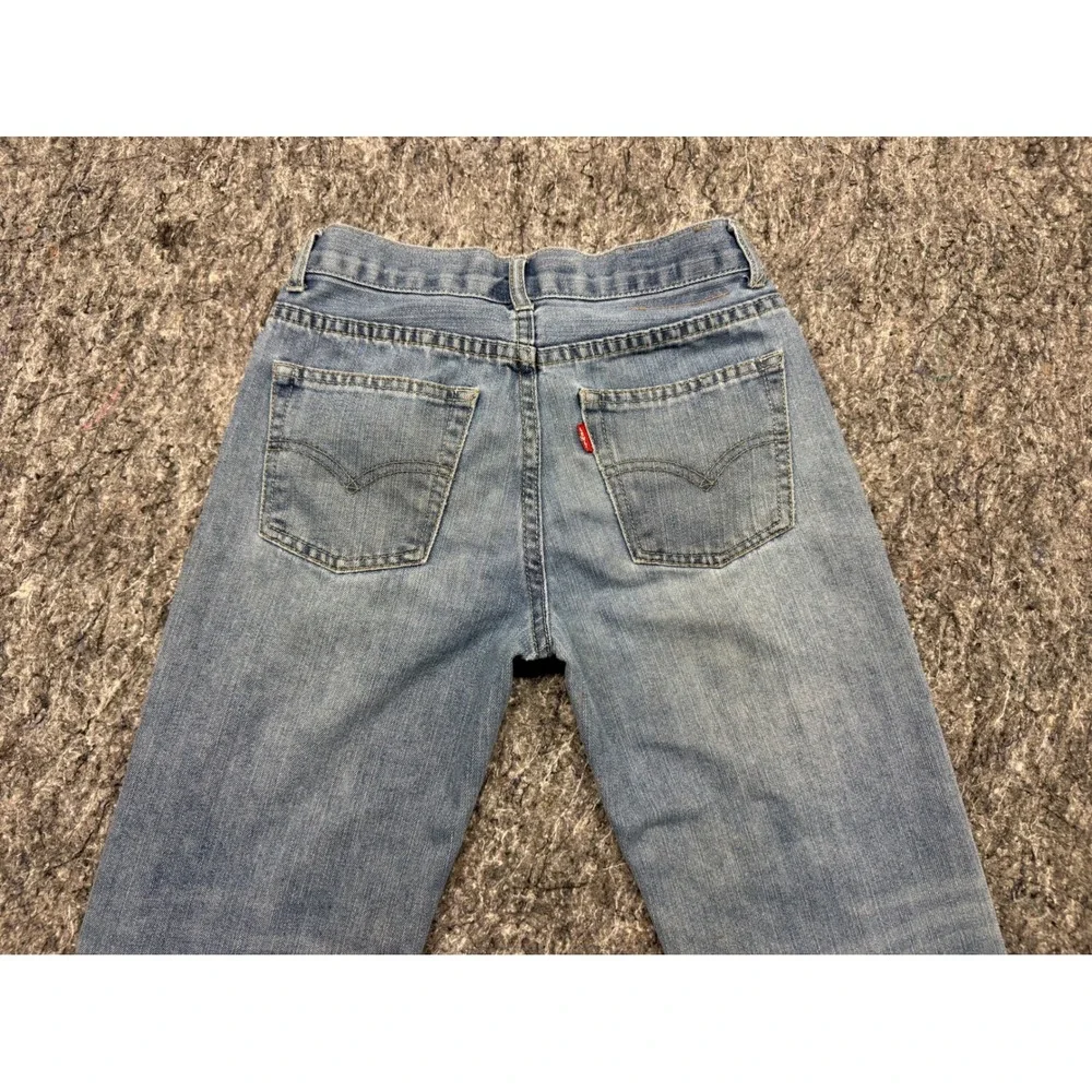Levis levis 505