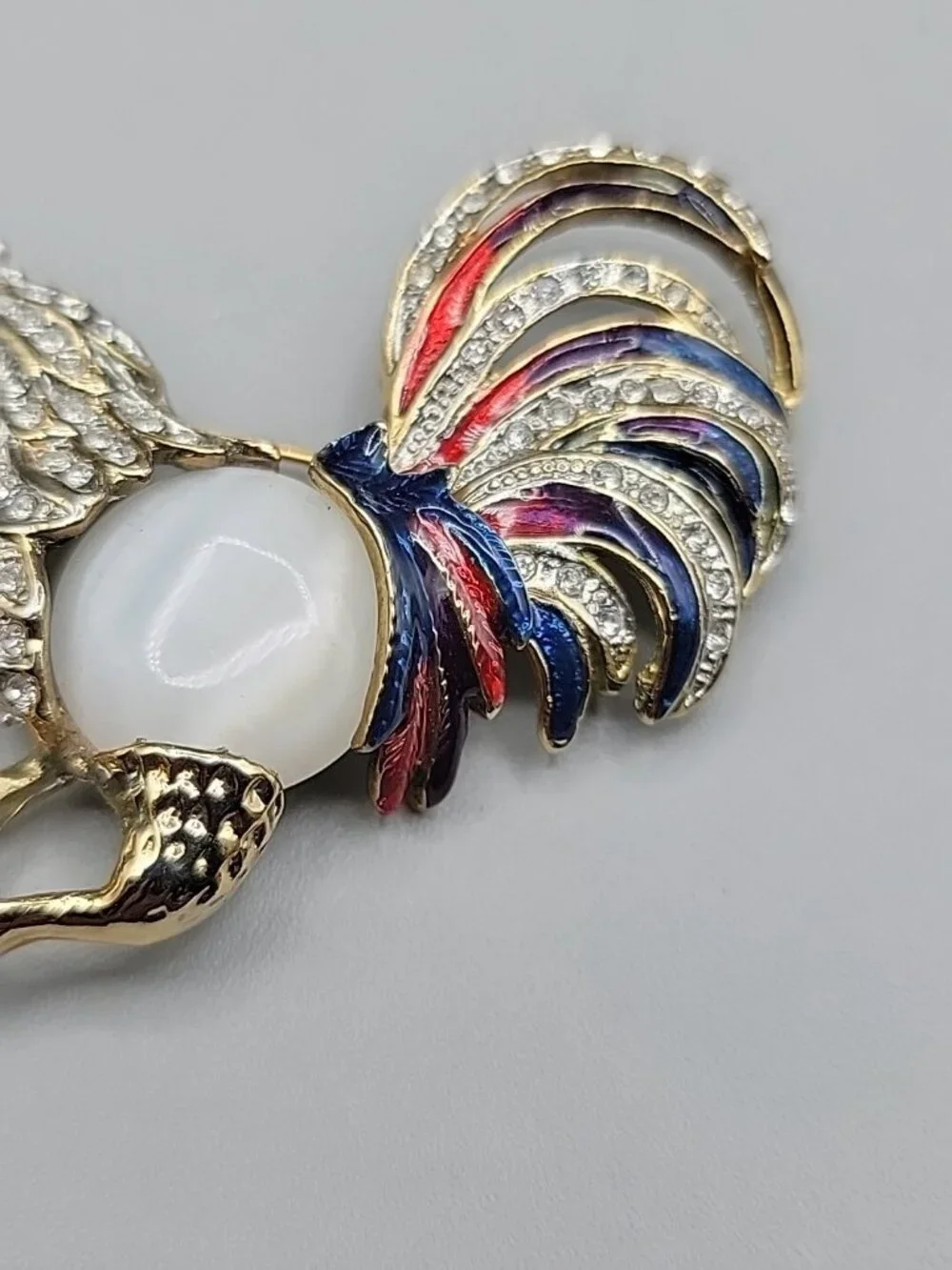 Unbranded brooch your size