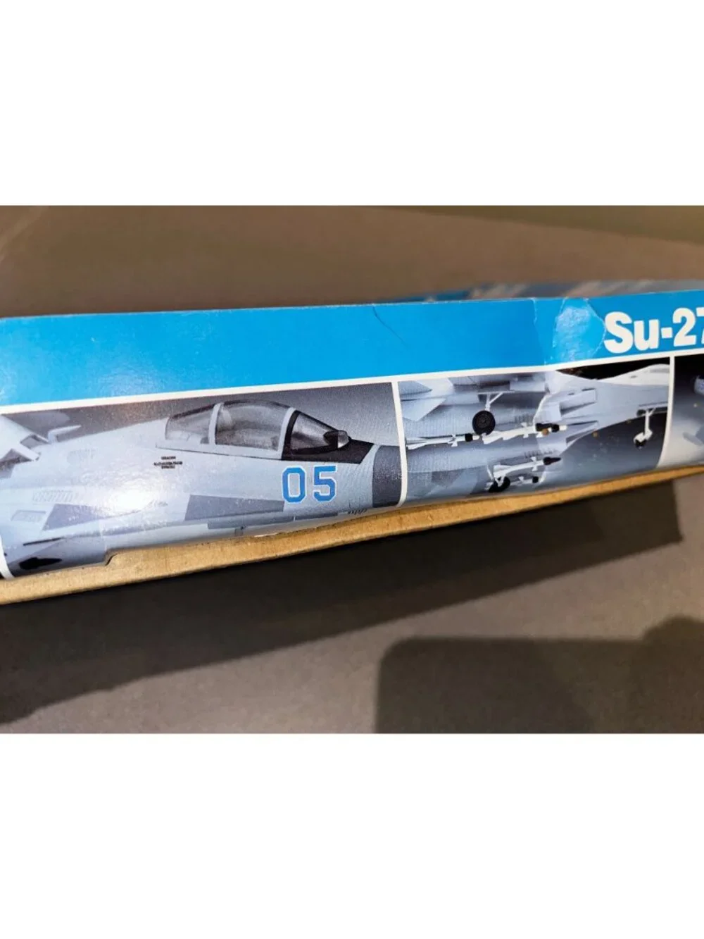 Vintage 1989 Revell Su-27 Flanker Soviet Jet Fighter Plastic Model Kit 1/72