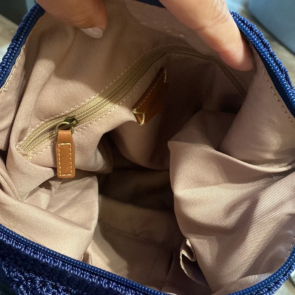 The Sak handcrafted navy