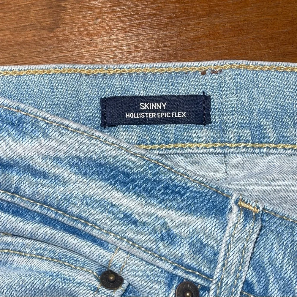 Hollister gently used