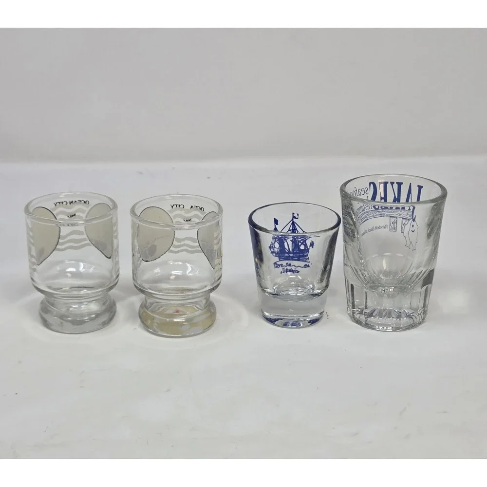 The Unbranded Brand lot souvenir