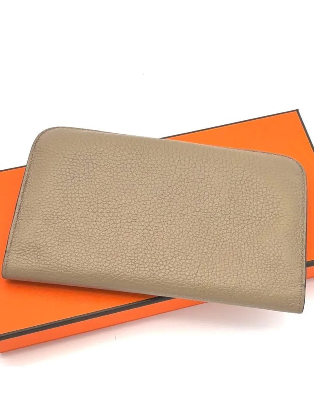 Hermes signature width