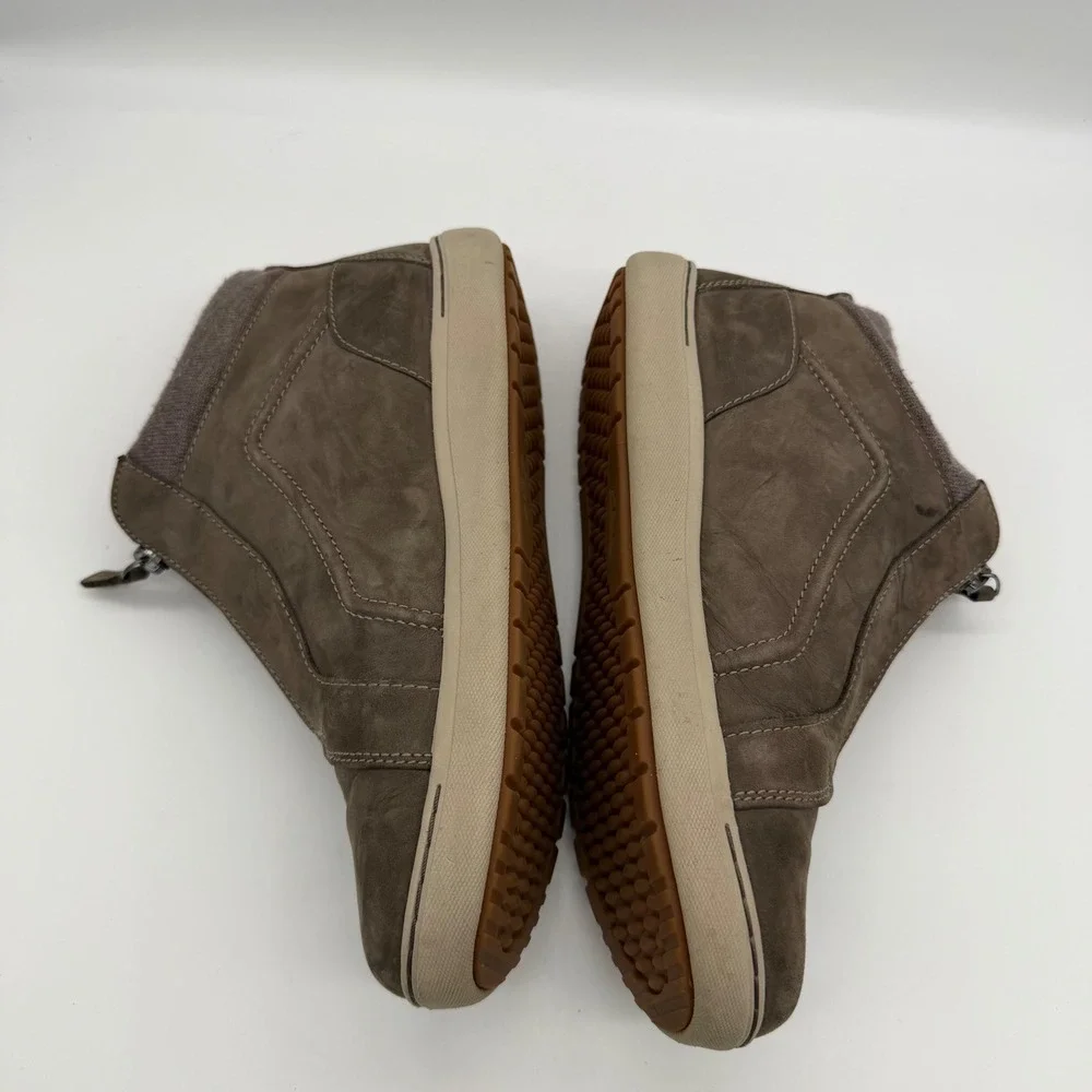 Clarks nalle lo