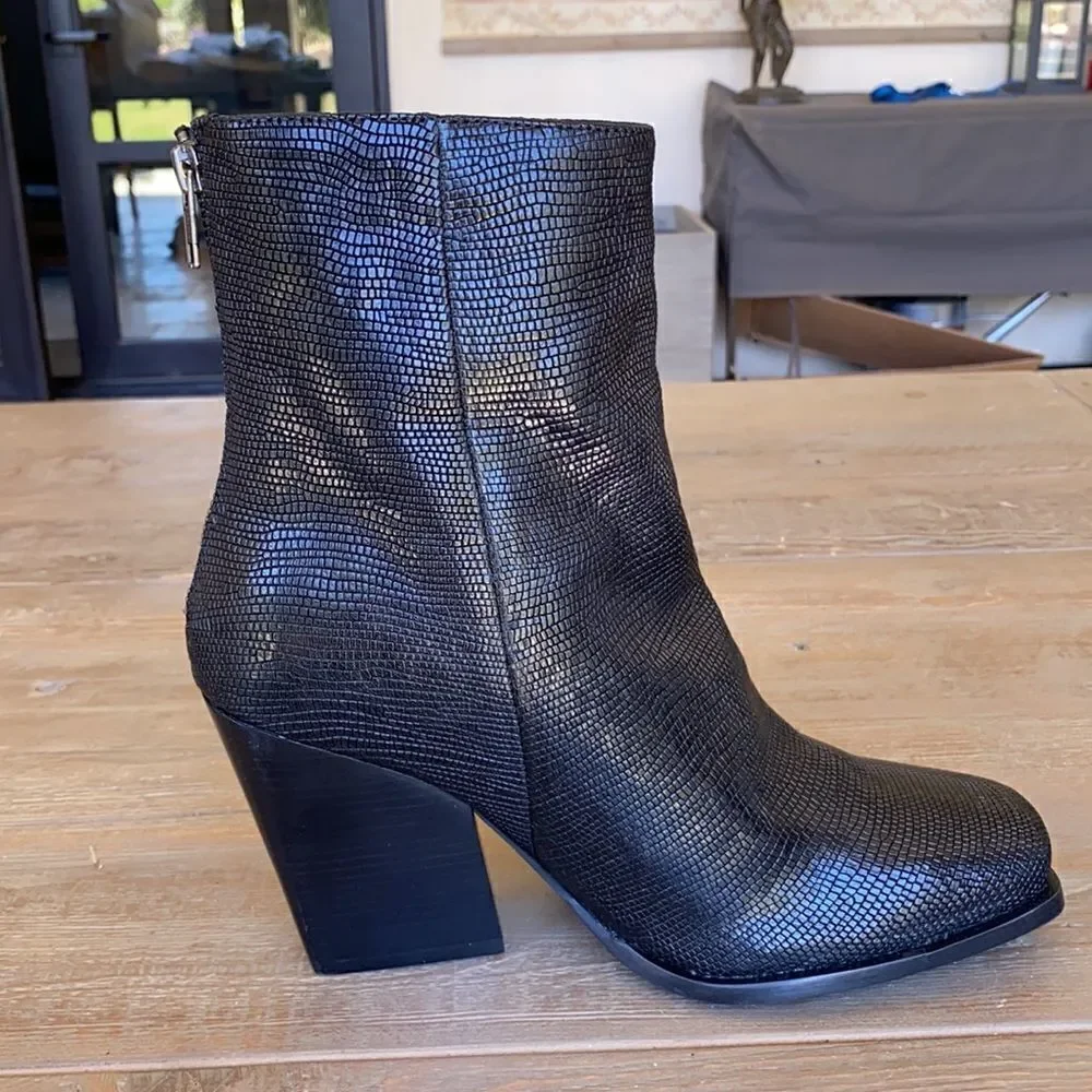 Free People Skylar Square Toe Ankle Boot US 8