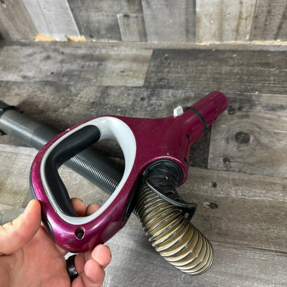 Shark lots handle