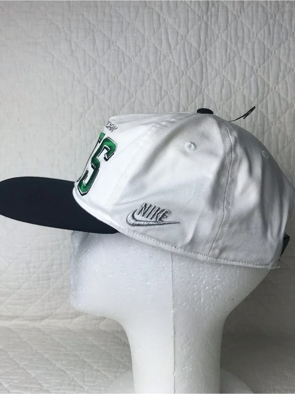Nike brim hat sz