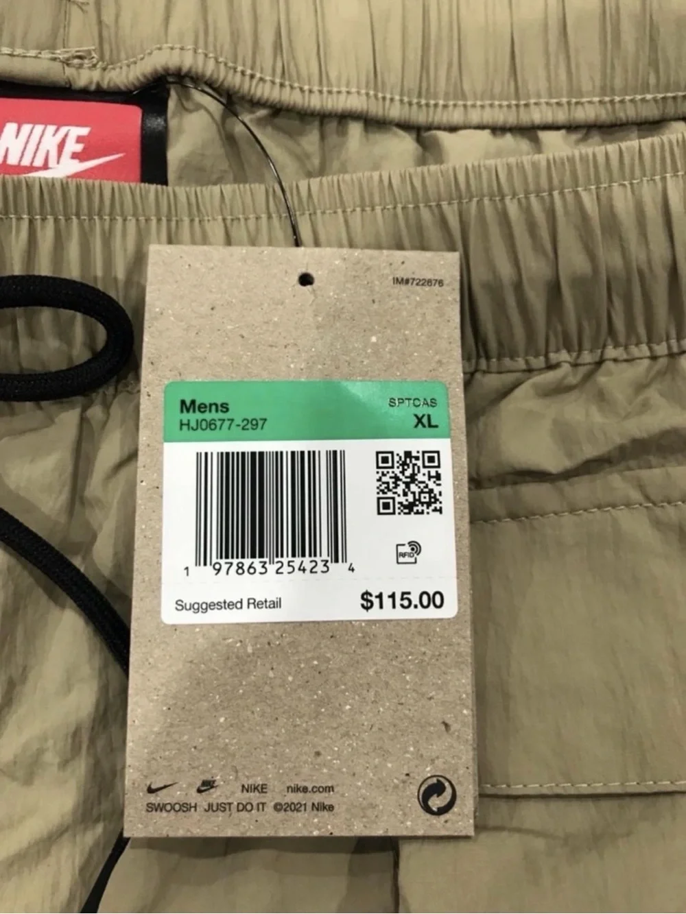 Nike Tech Men’s Cargo Shorts - Size : XL