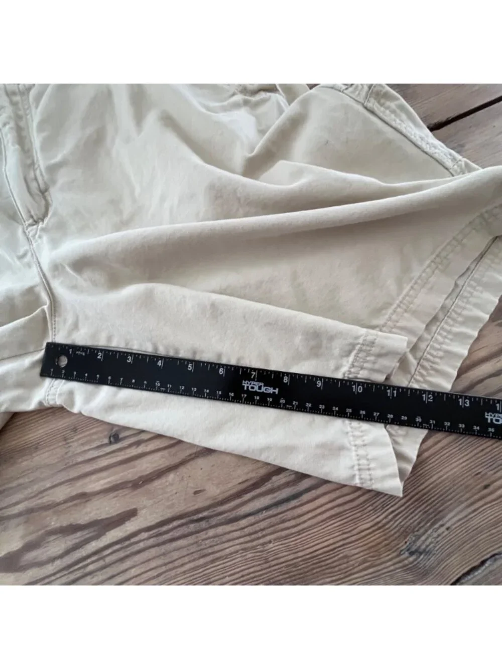 Columbia Cargo Shorts Mens 40X11 Tan Canvas Omnishield