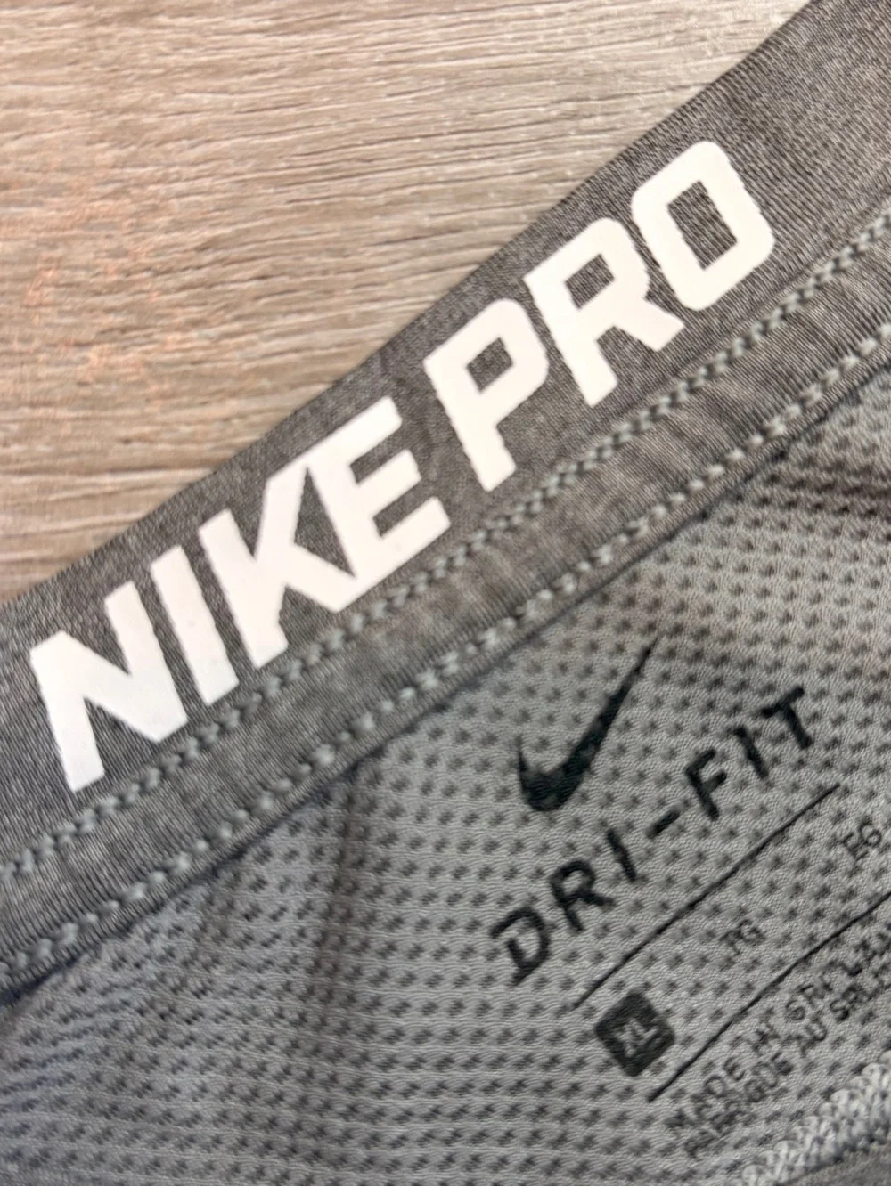 Nike boys gray