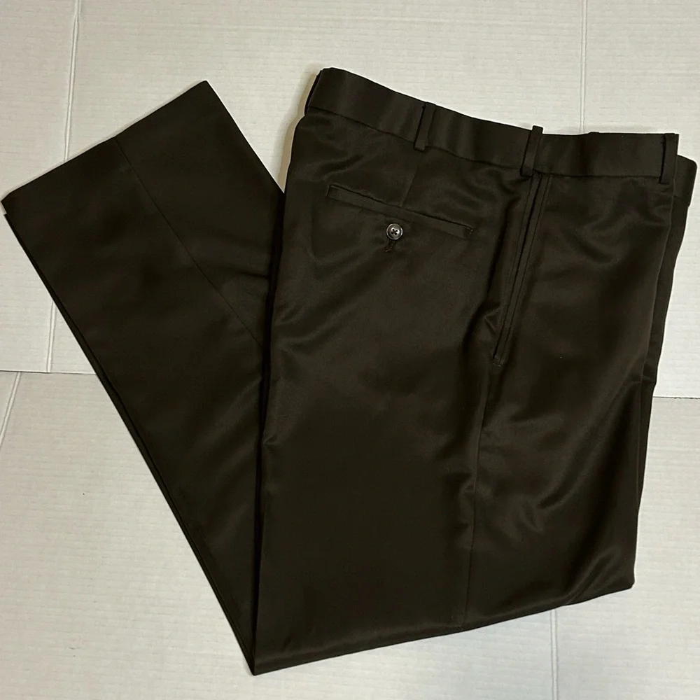 Round Tree & York Sz 34x30 Chocolate Brown men’s flat front dress pants