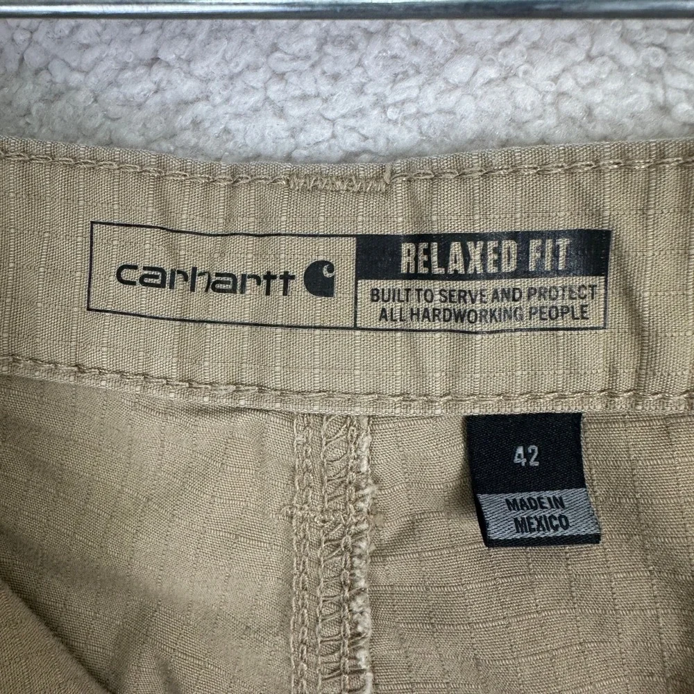 Carhartt haul button