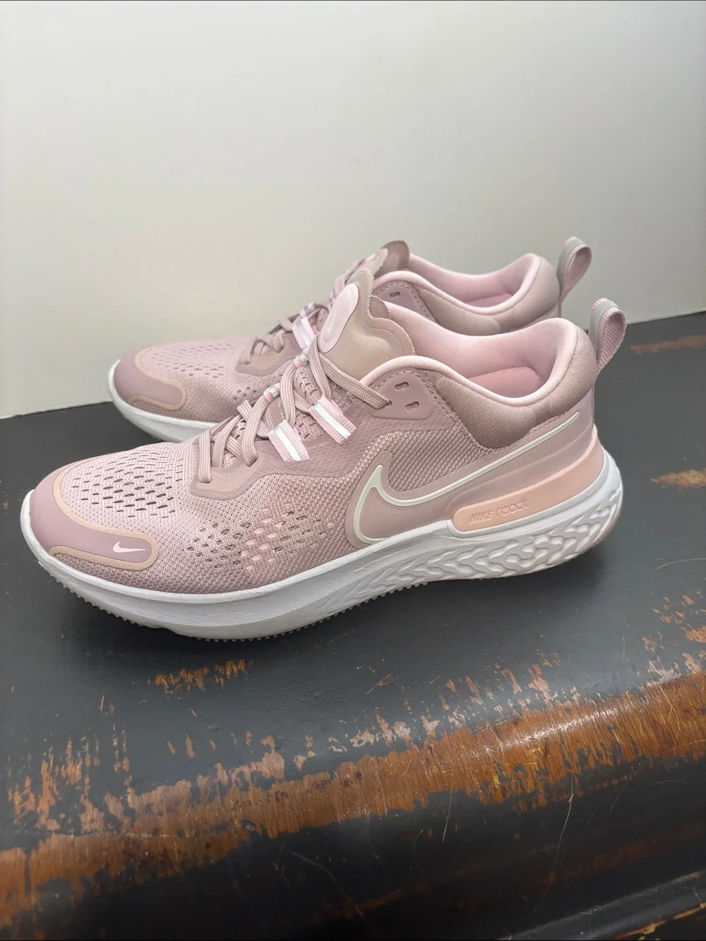 Nike Women’s React Miler 2 Running Shoe Plum Chalk Peach Foam