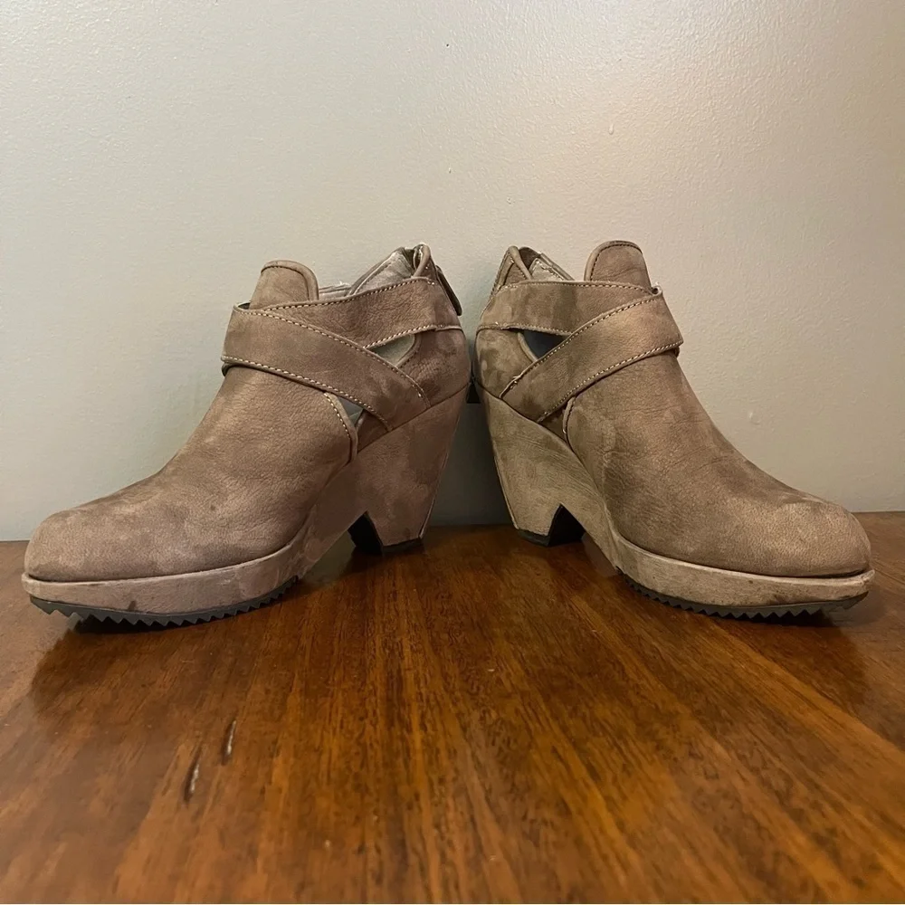 Eileen Fisher excellent preowned