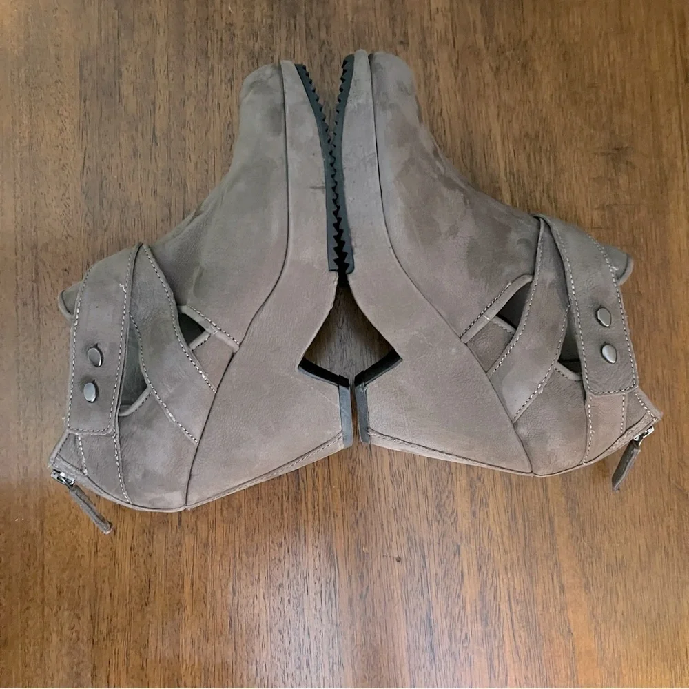Eileen Fisher excellent preowned