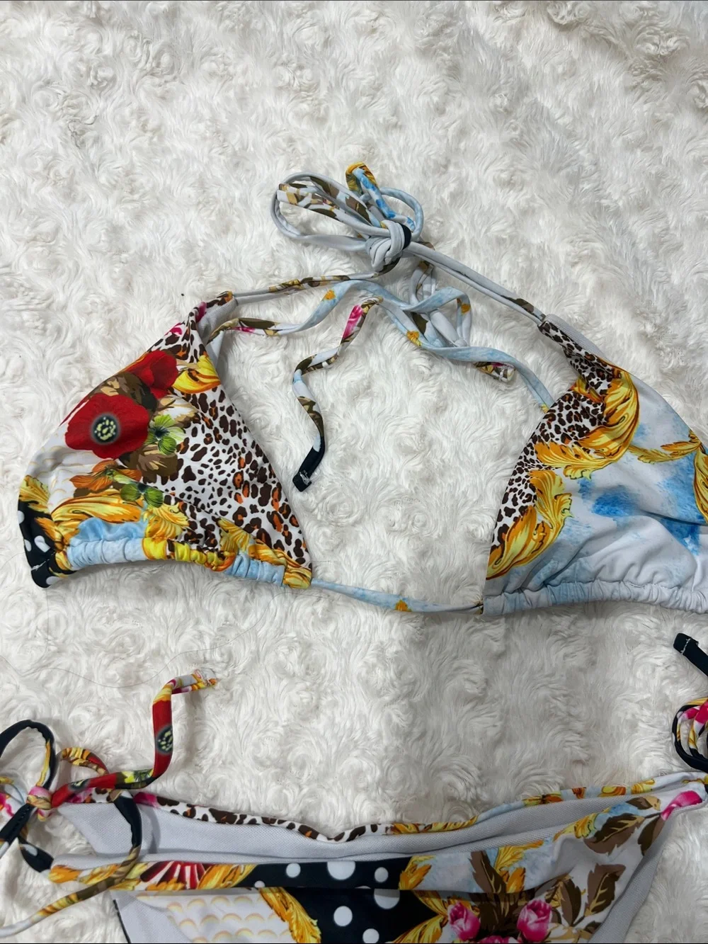 N/A fabric motifs scroll